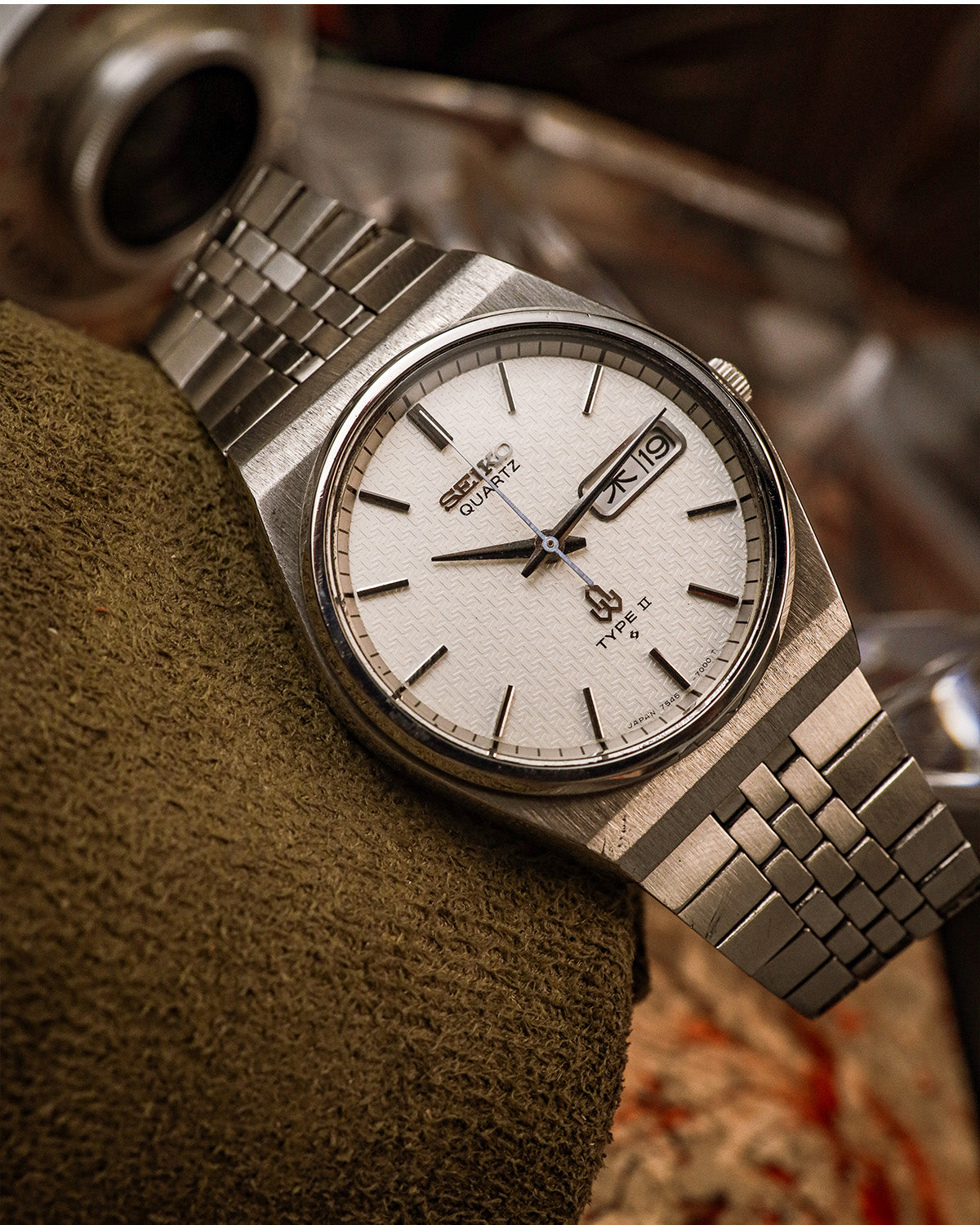 Seiko - Type II Quartz Textured Dress - 7546-7000