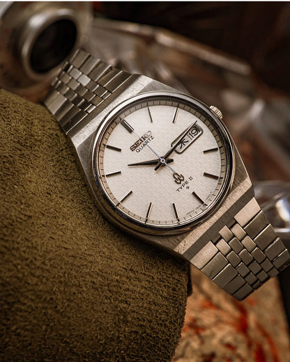 Seiko - Type II Quartz Textured Dress - 7546-7000