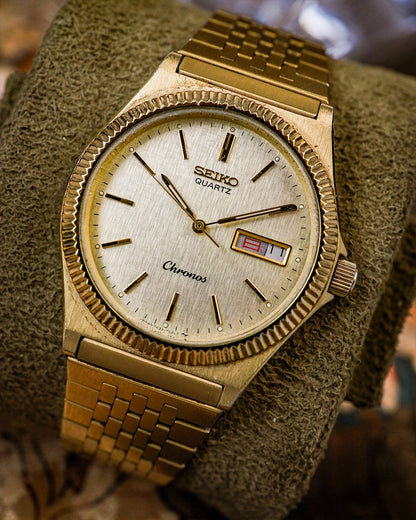 Seiko - Chronos Gold Fluted Bezel - 7433-7010