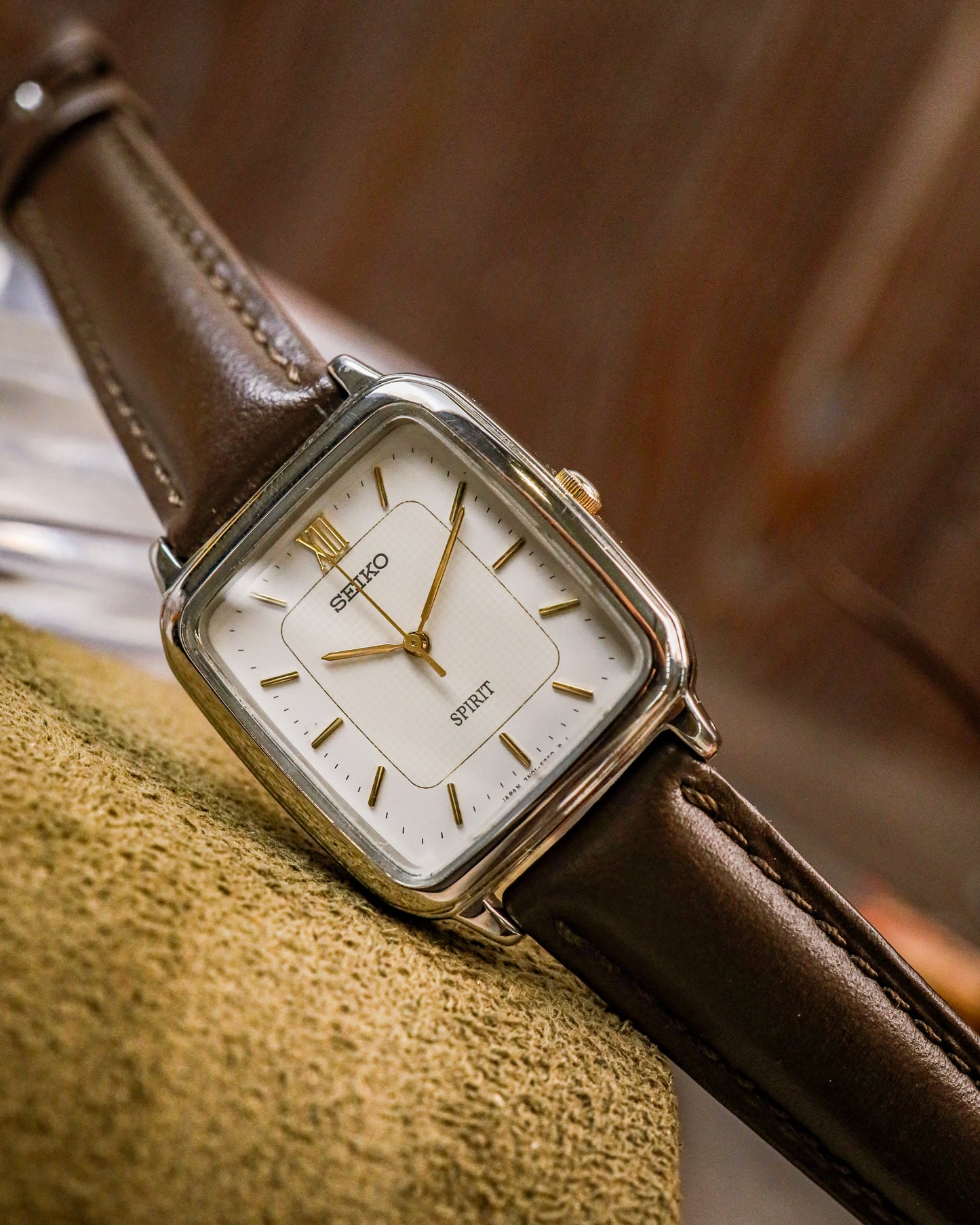 Seiko - Spirit Quartz Tank - 7N01-5240