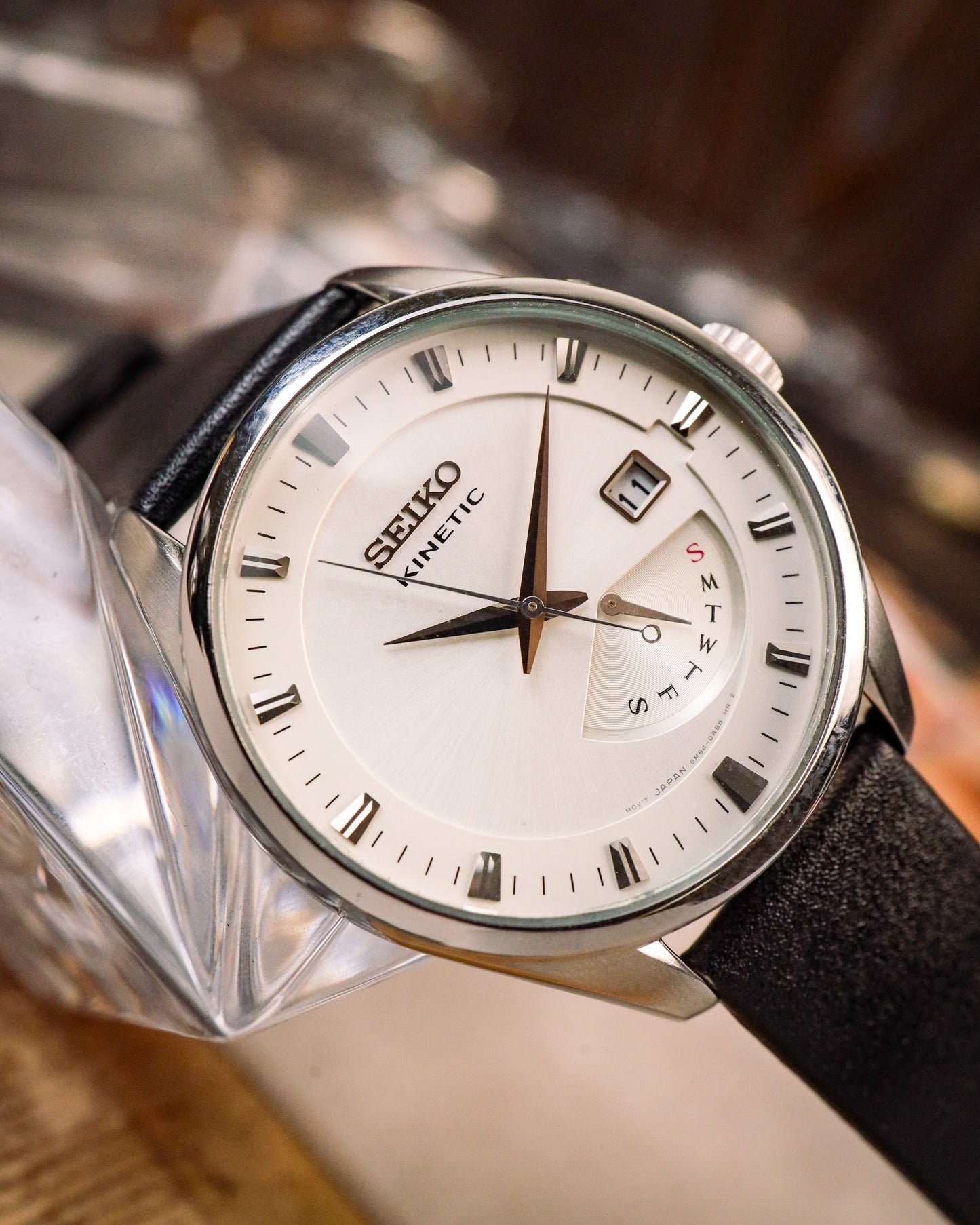 Seiko - Kinetic Retrograde Day-Date - 5M84-0AB0