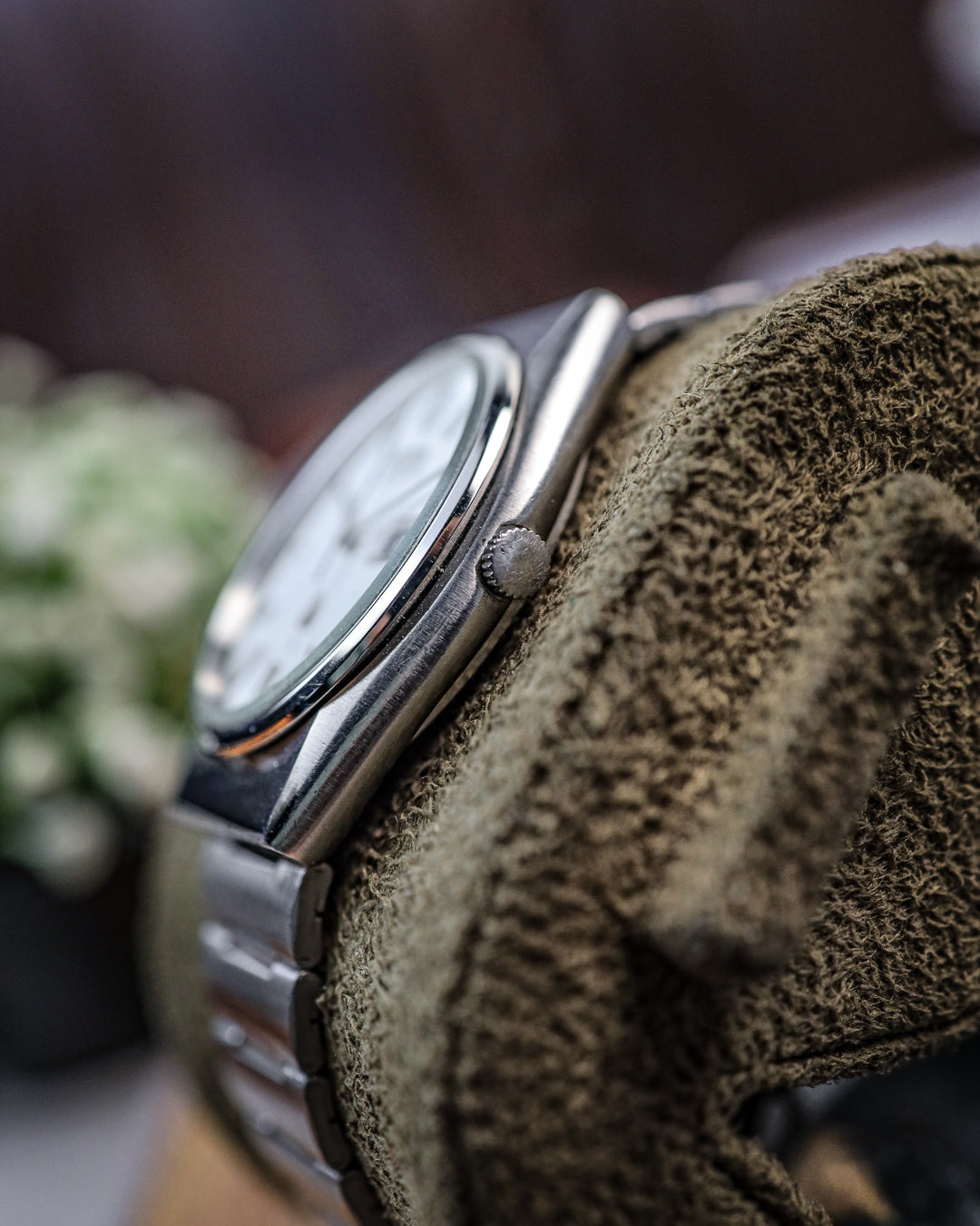 Seiko - Lord Quartz Textured Snowflake Dial - 7143-7030