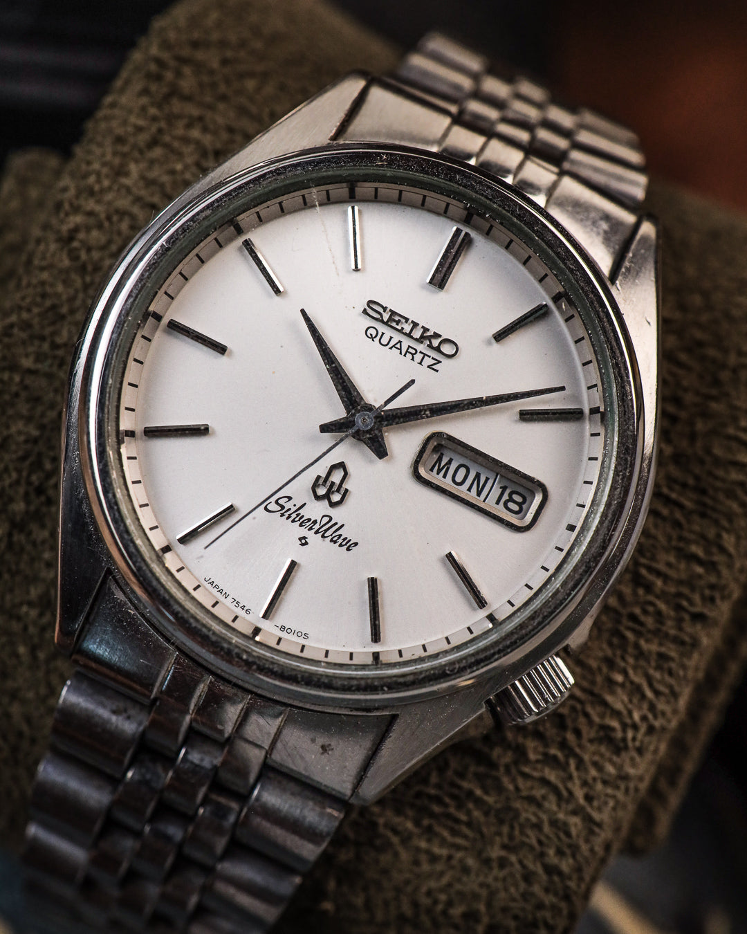 Seiko - SilverWave Quartz Screw-Down Crown - 7546-8010