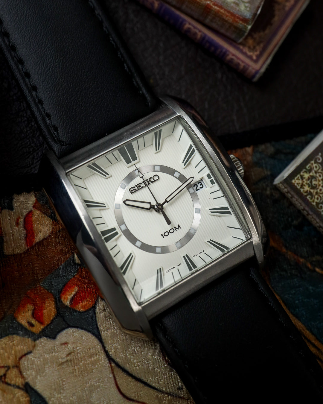 Seiko - Tank Executive Pinstripe Dial - 7N42-0DD0
