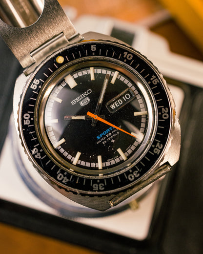 Seiko - 5 Sports Diver - 6106-8510