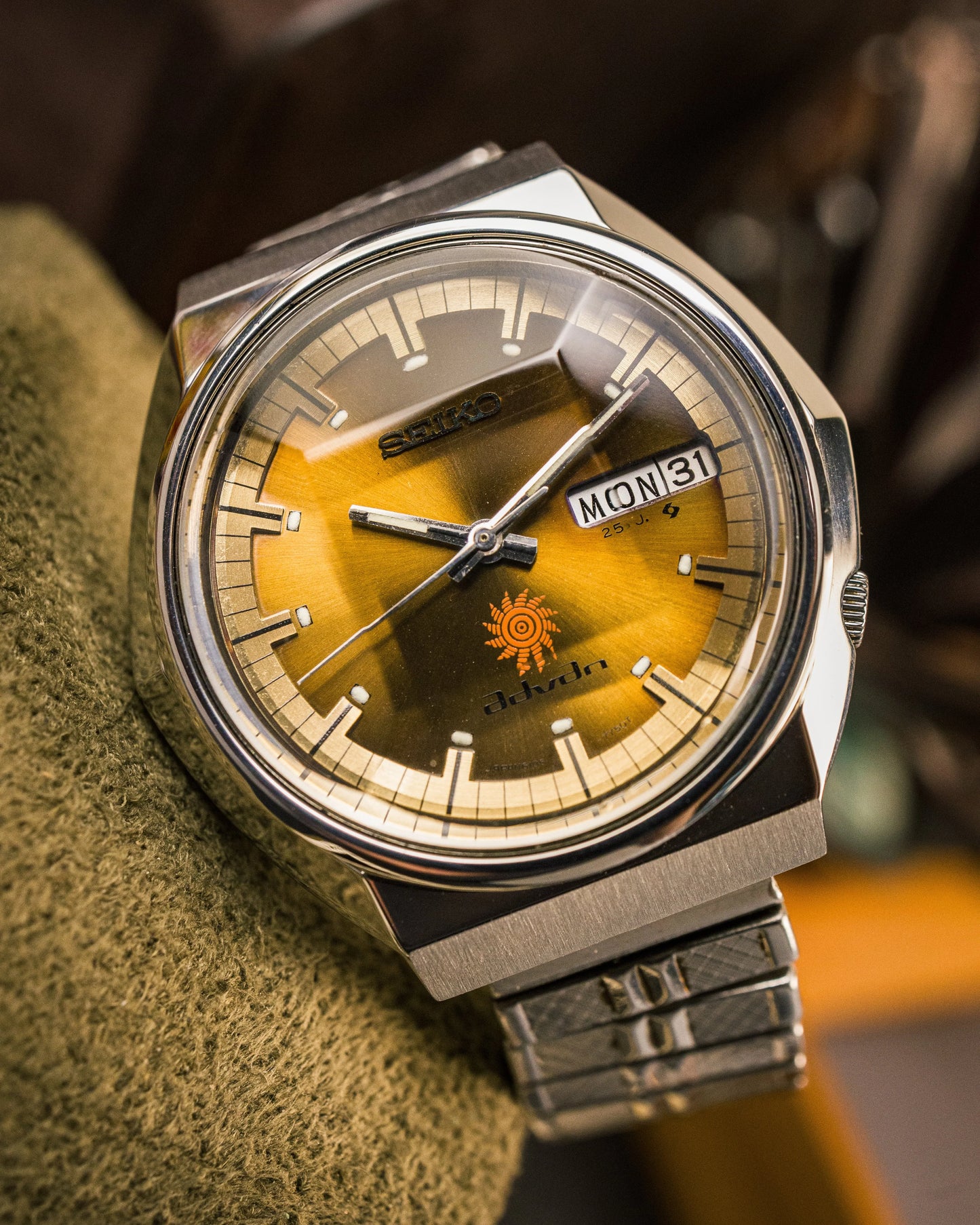 Seiko - Advan Automatic - 6106-7570