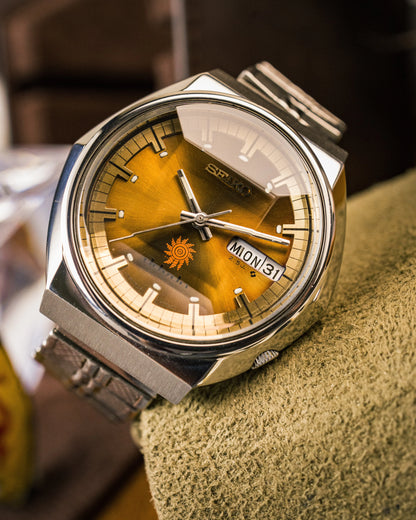 Seiko - Advan Automatic - 6106-7570