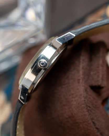 Omega - Seamaster Day-Date - 166.0209