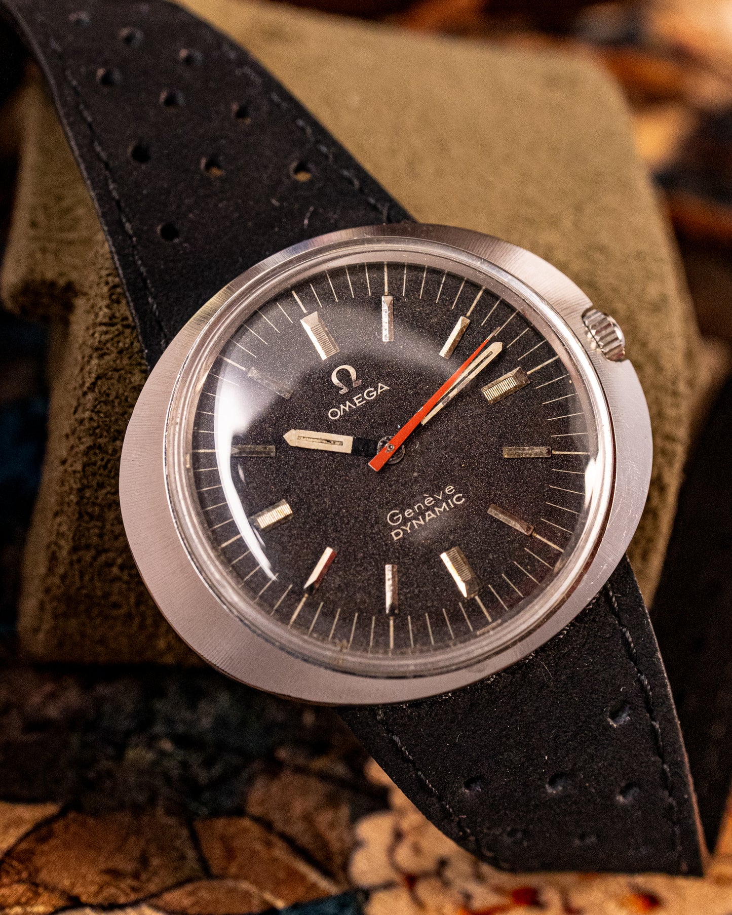 Omega - Genève Dynamic - Tool 107