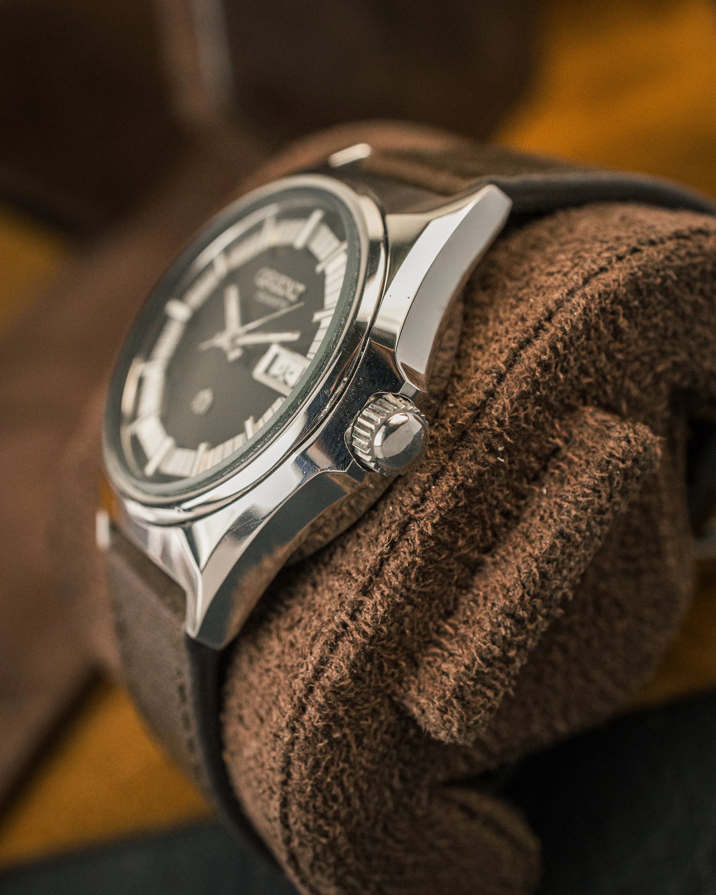 Orient - Neo-Vintage Quartz - H029133-70