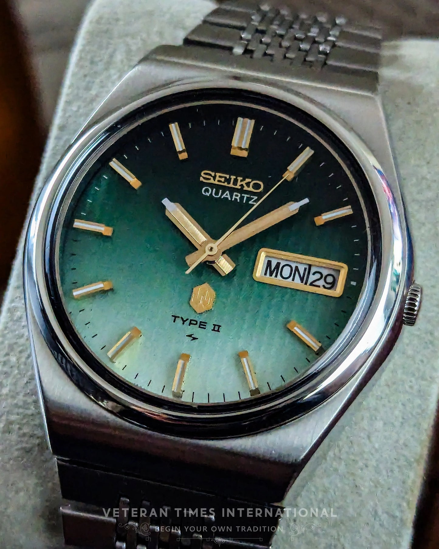 Seiko Quartz Type II