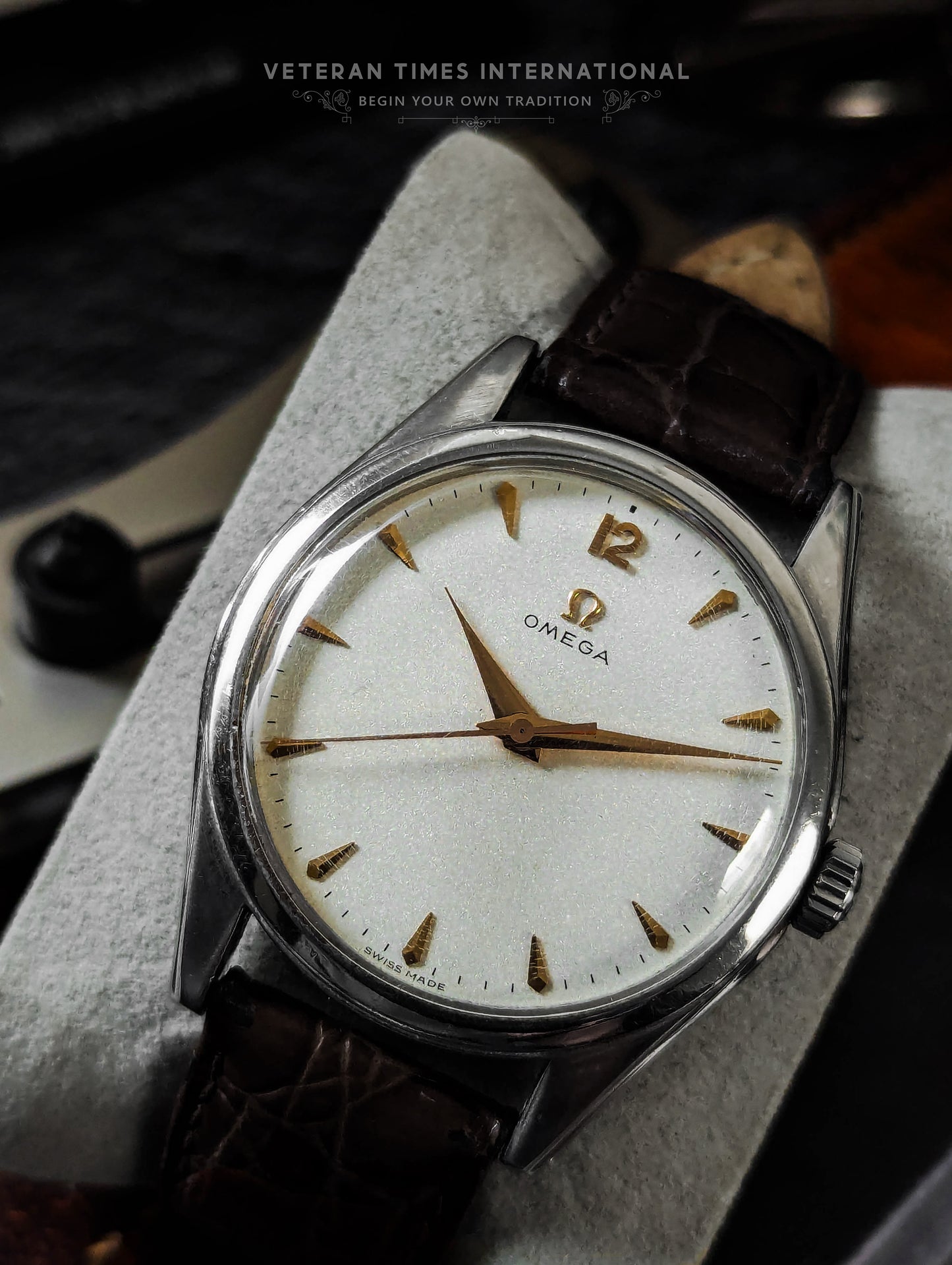 Vintage Omega - 2537.9 - Cal.283