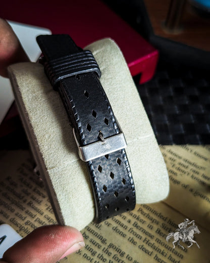 Seiko Automatic - Captain Willard Diver - 6105-8110