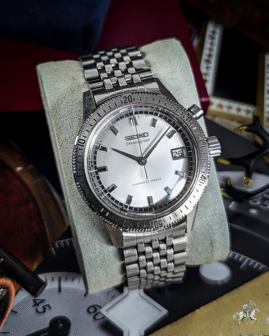 Seiko Mono Pusher Chronograph - 5717-8990