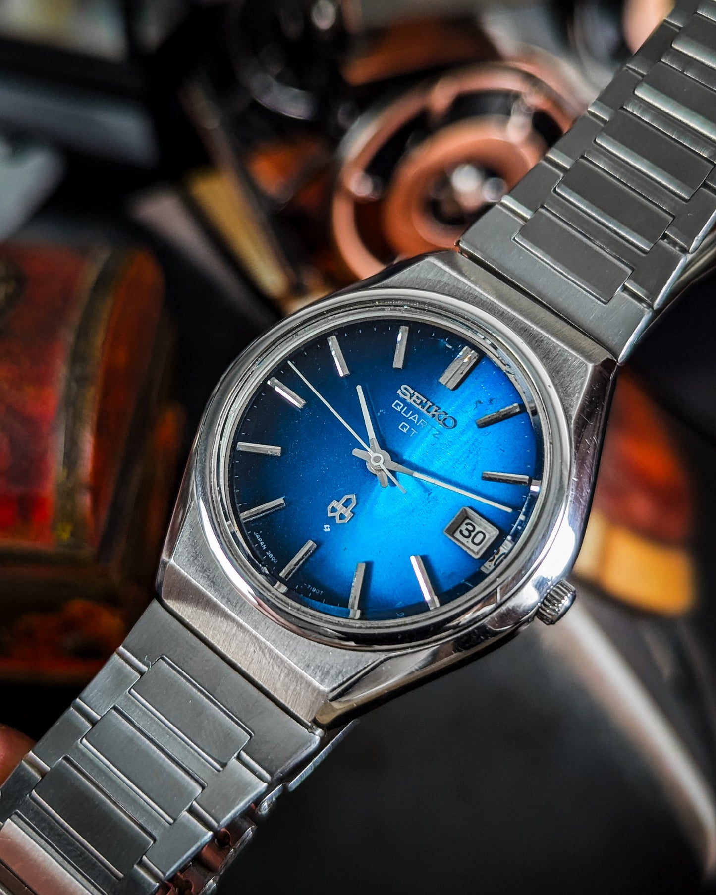 Seiko Quartz QT - 3802-7110