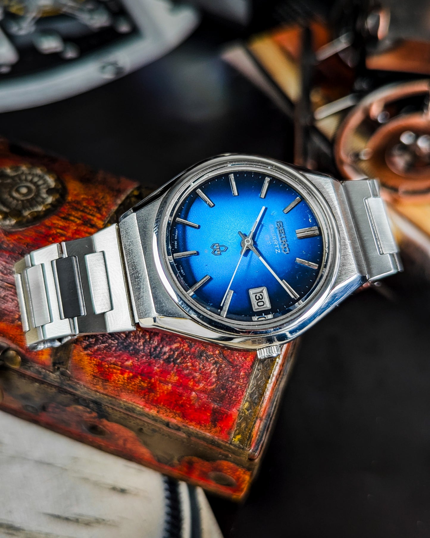 Seiko Quartz QT - 3802-7110