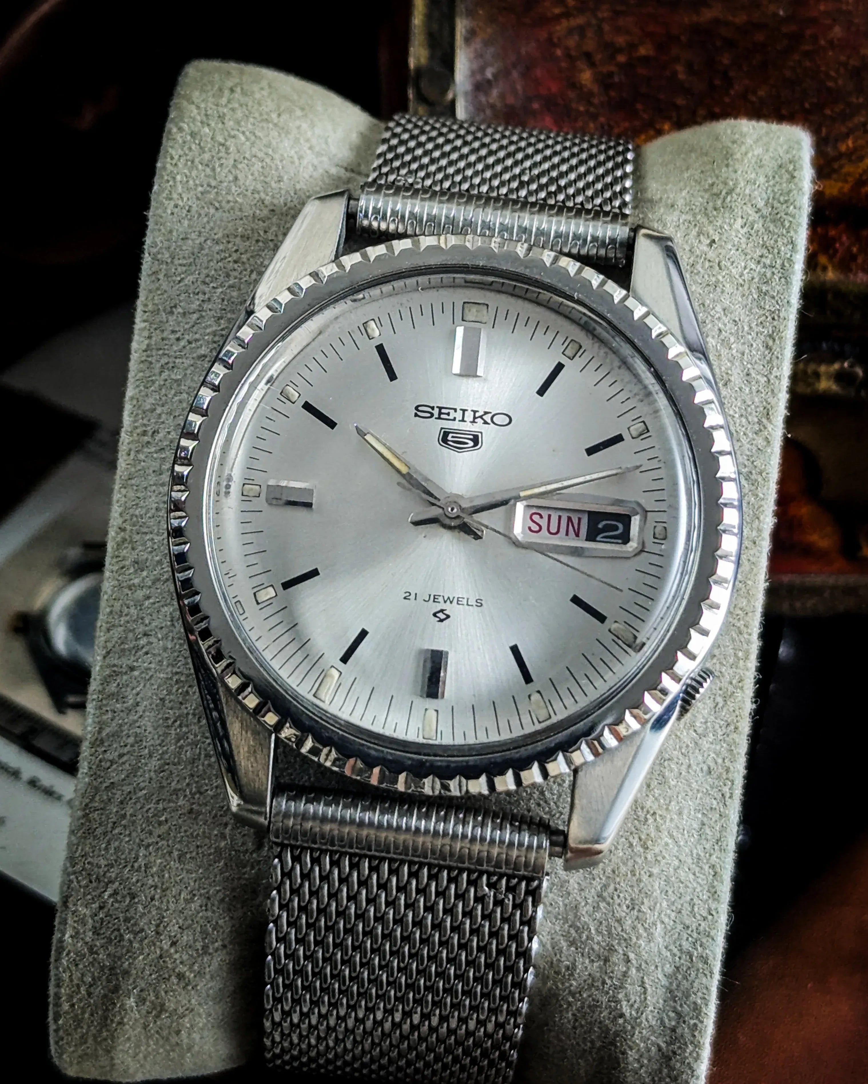 SEIKO5 6119-8030 稼働品 シルバー Seiko 5 - 6119-8030 – Veteran Times Int