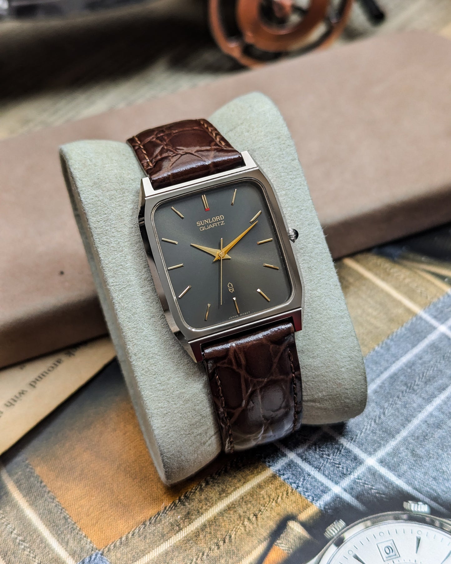 Seiko Sunlord - Quartz Dress - MH807