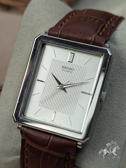 Seiko - Quartz Dress - 1221-5620