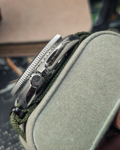 Seiko - Captain Willard Diver - 6105-8110