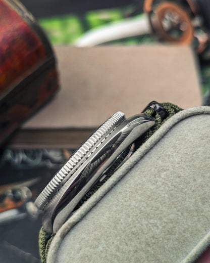 Seiko - Captain Willard Diver - 6105-8110