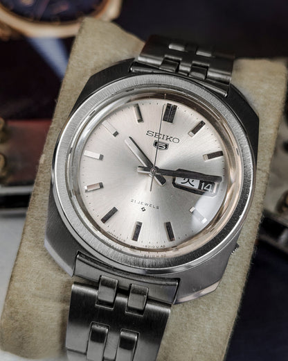 Seiko - 5 Automatic - 6119-8220