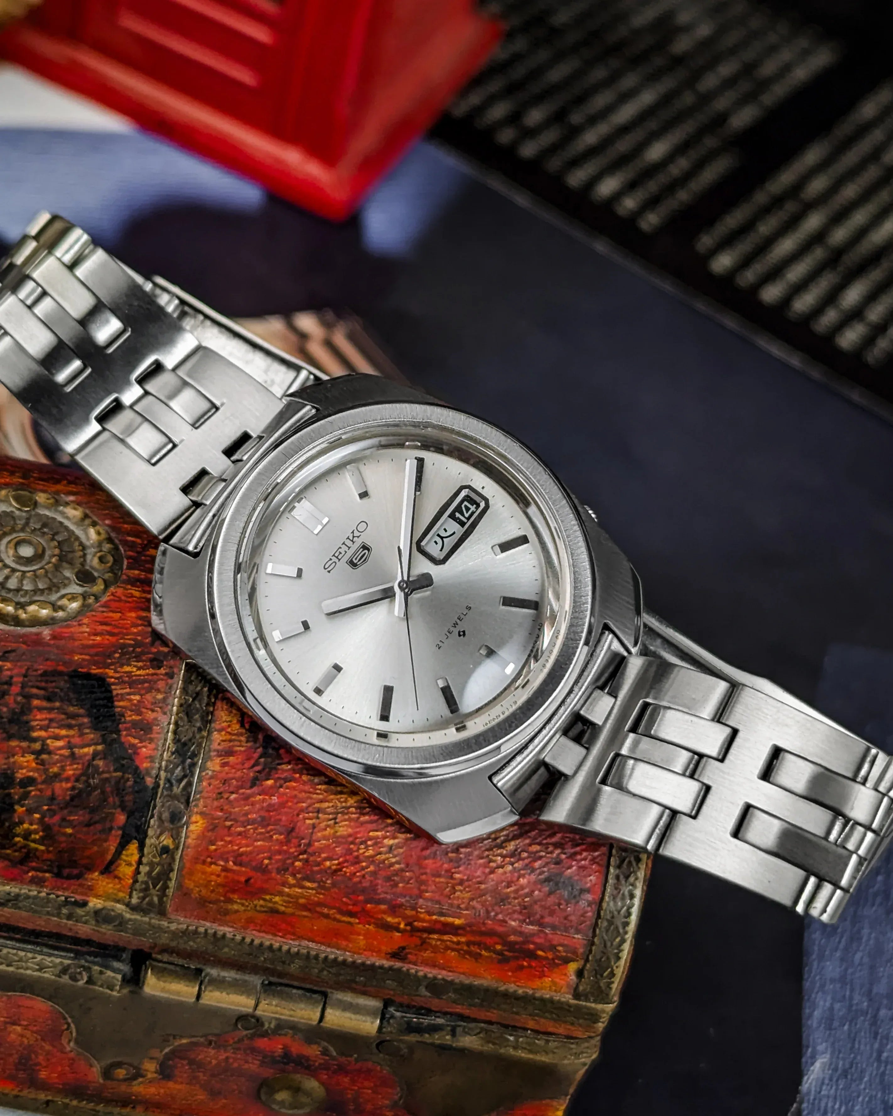 SEIKO 5 自動巻き 6119-8220 時計 本体 Seiko - 5 Automatic - 6119-8220 – Veteran Times Int