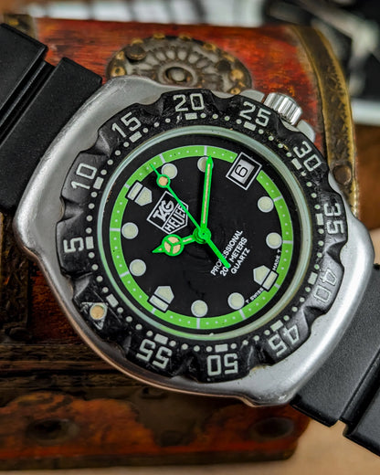 TAG Heuer - Professional 200 Meters - 375.513