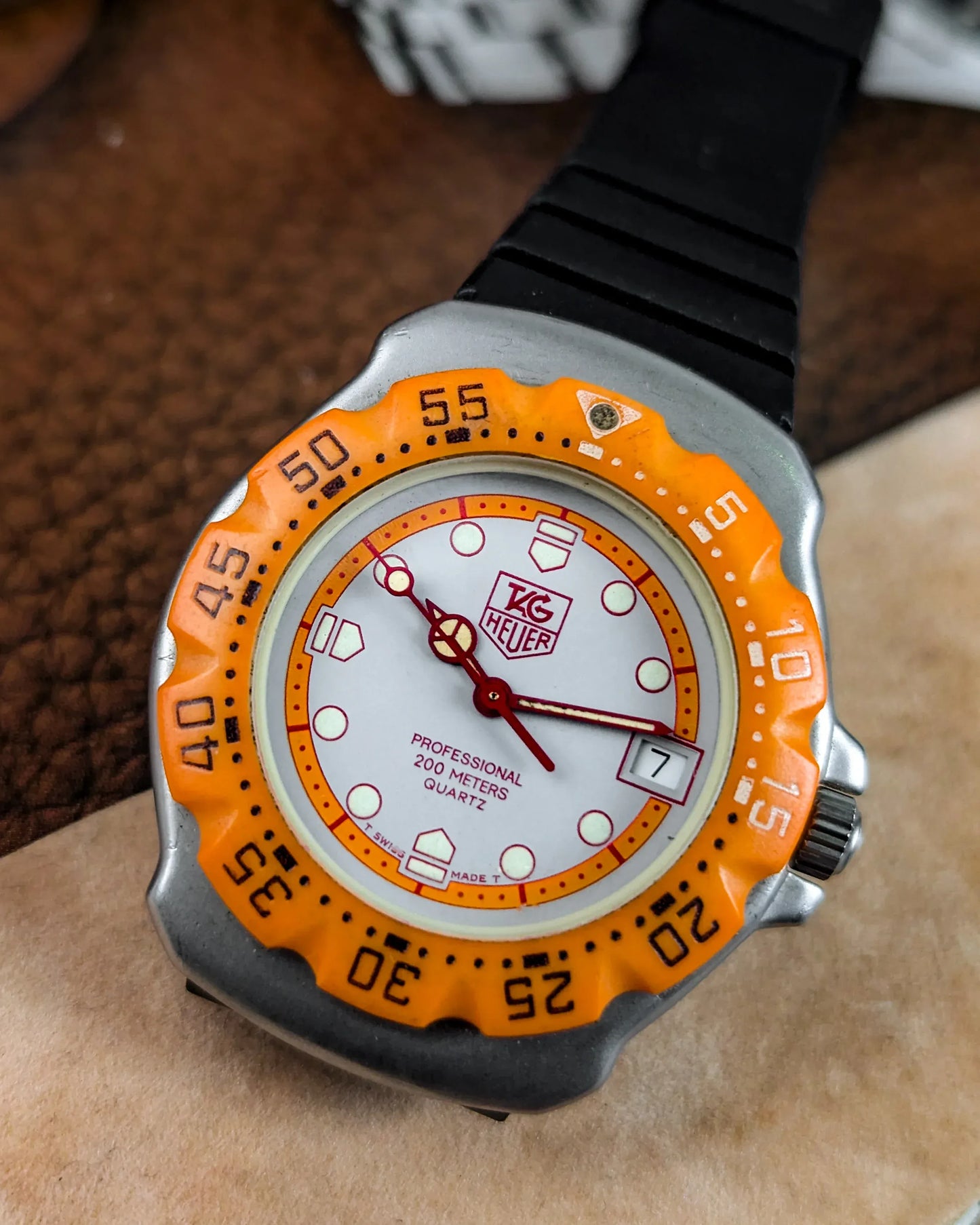 TAG Heuer - Professional 200 Meters - 384.513