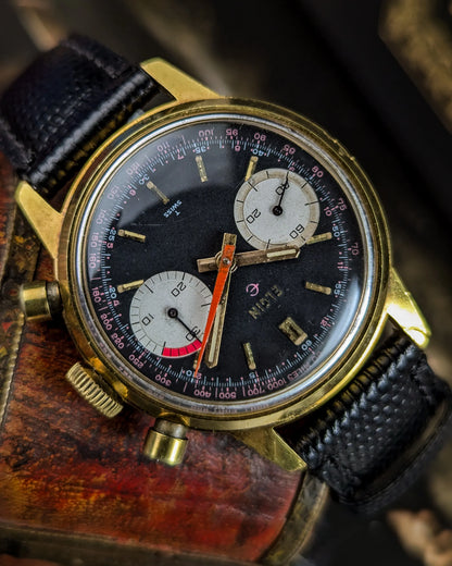 Elgin - Two-Register Chronograph - 329
