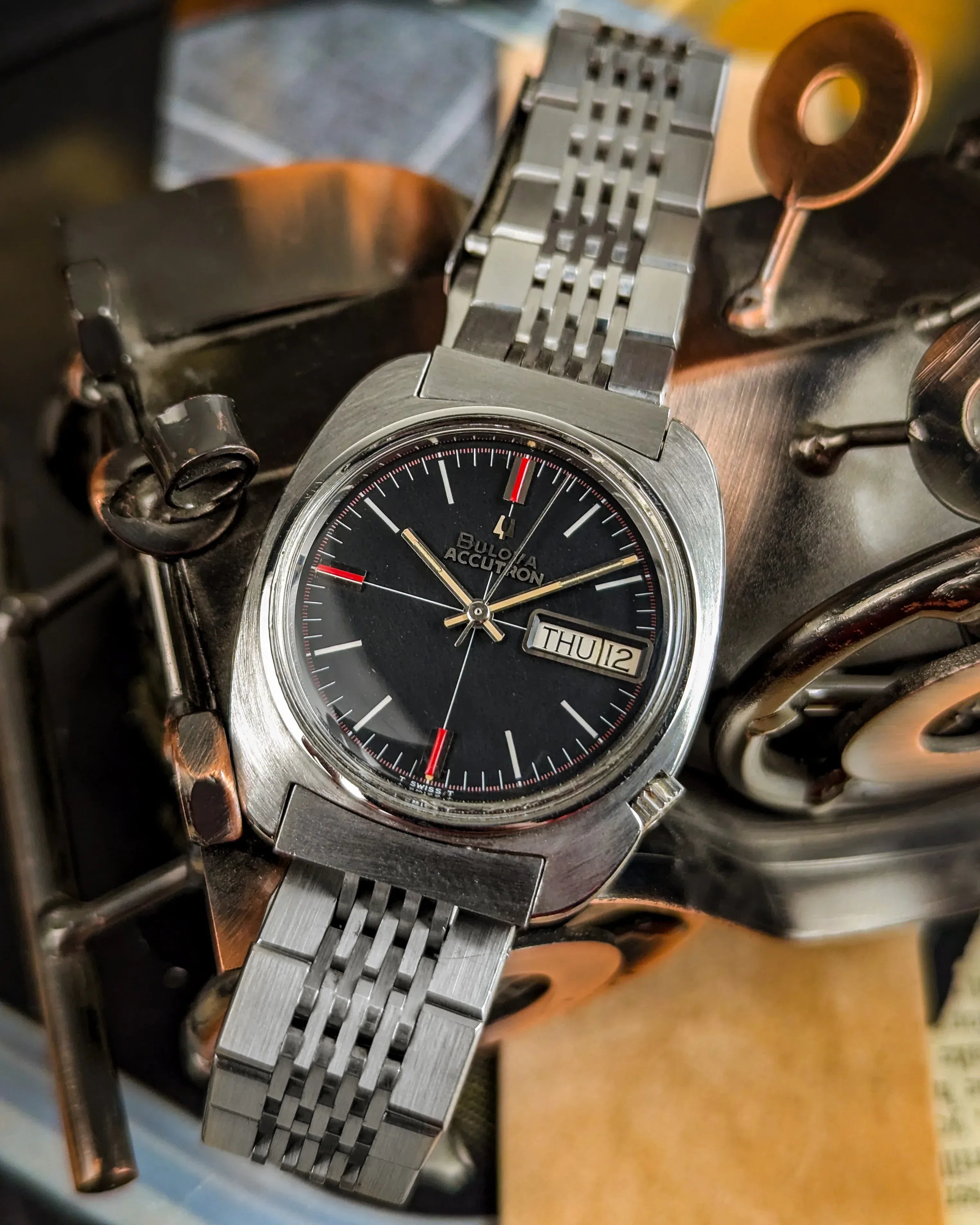 Bulova - Accutron Day-Date - 1-699089 – Veteran Times Int