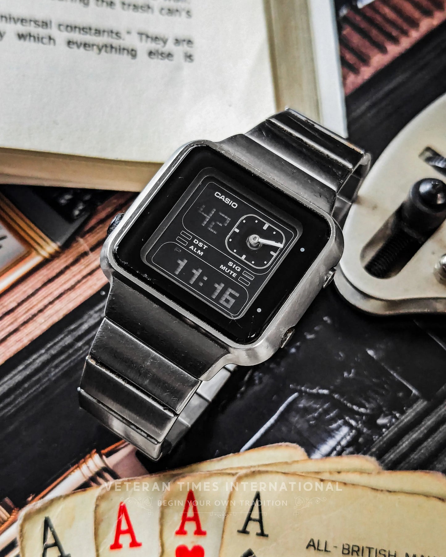 Casio Futurist Ana Digi - Veteran Times Int