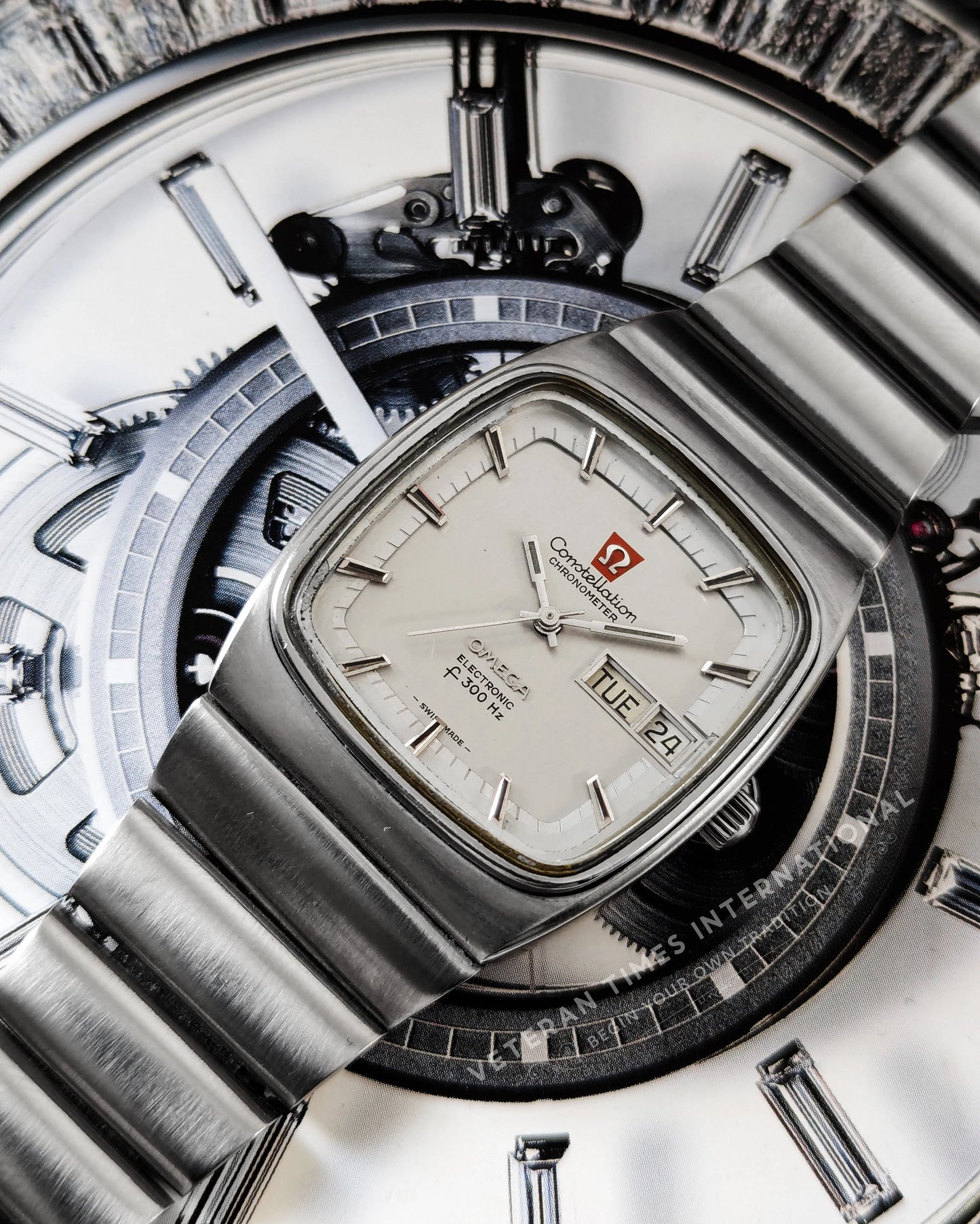 OMEGA ELECTRONIC Constellation - Veteran Times Int