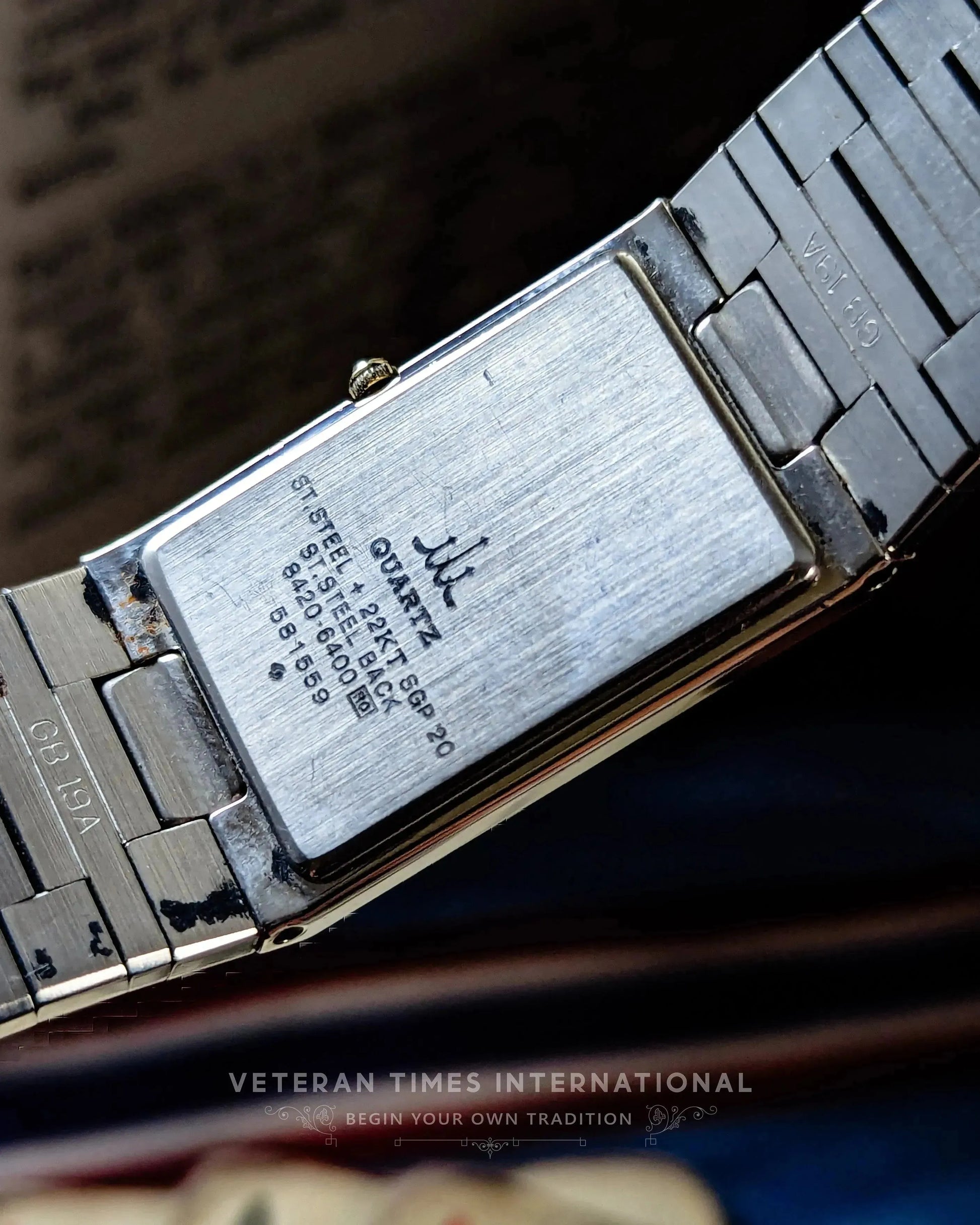 Seiko Credor 8420-6400 Tank - Veteran Times Int