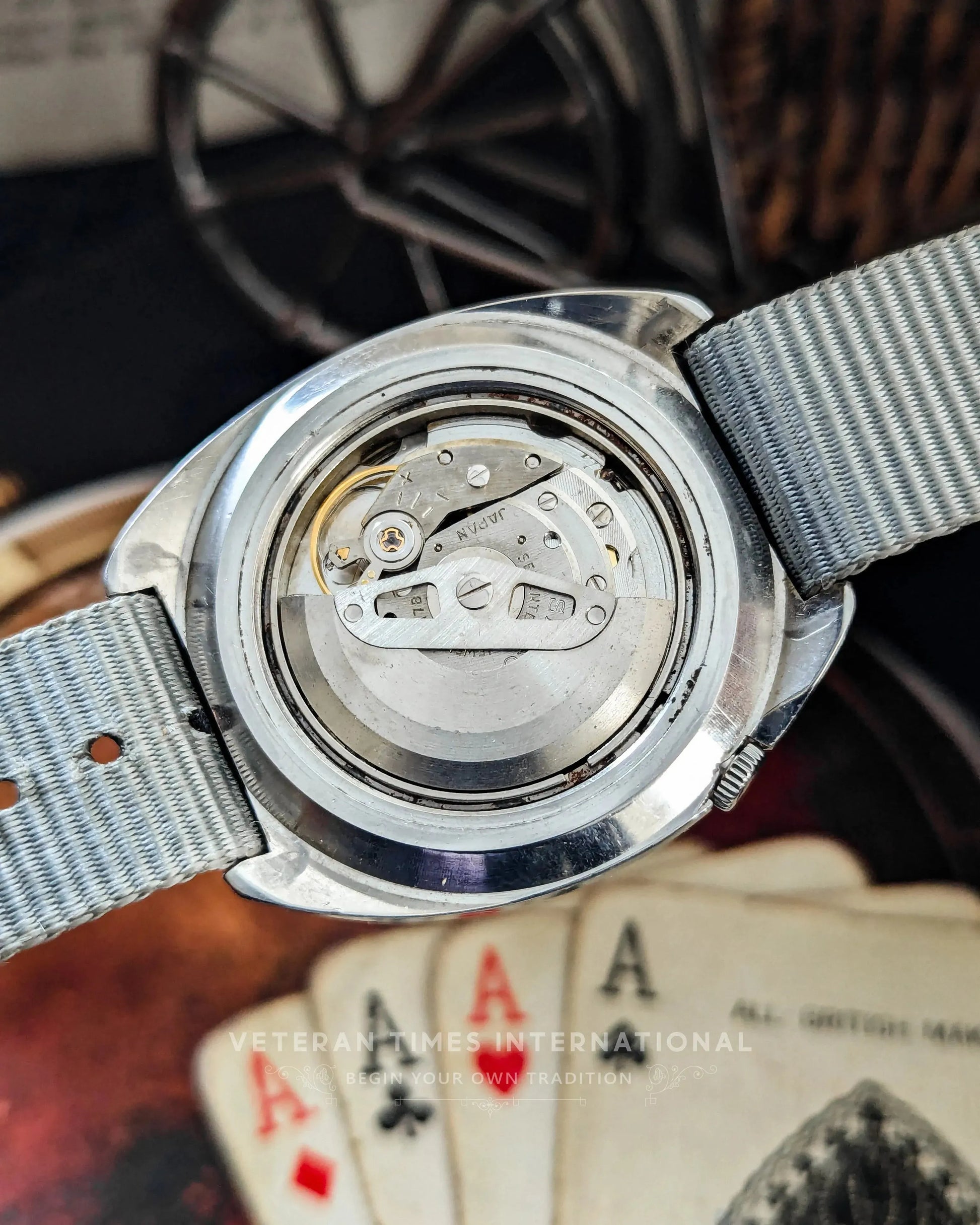 Verre Seiko SA2W62GN 00 pour pièces Seiko 6309-5510 NOS d'origine Verre Seiko SA2W62GN 00 pour pièces Seiko 6309-5510 NOS d'origine